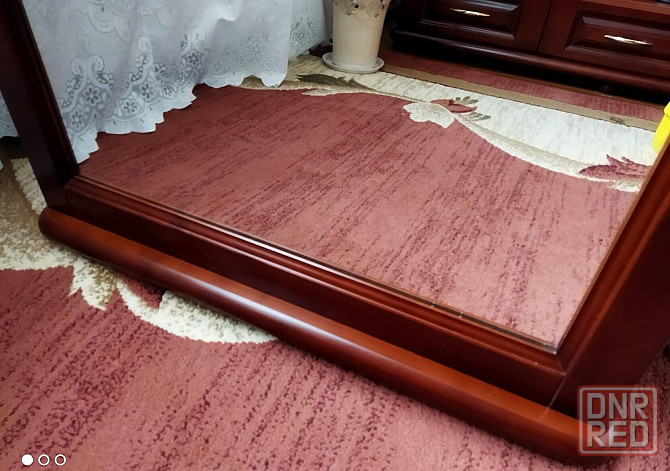 Большое зеркало в деревянной раме Макеевка - изображение 2