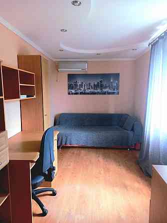 Продам 2-х к. кв. г. Мариуполь Мариуполь