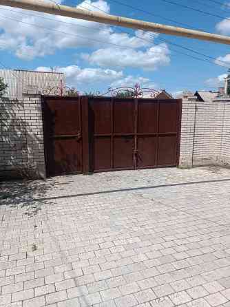 продам дом в куйбышевском районе. бакинских комиссаров Донецк