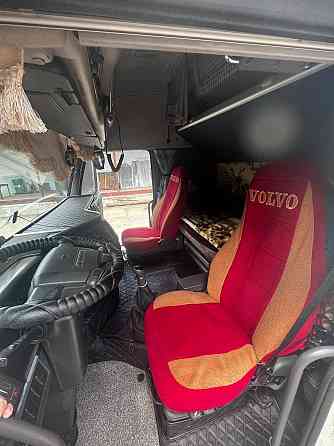 VOLVO FH 13 500 л.с. с полуприцепом Lamberet Горловка