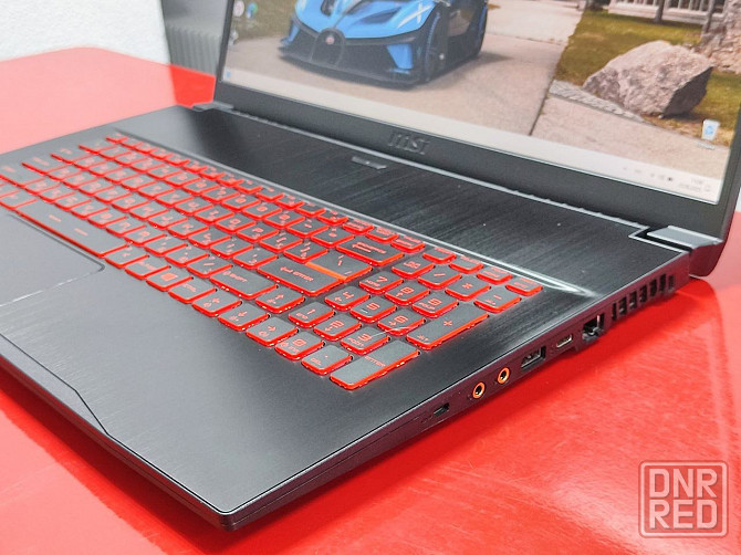 Игровой в идеале в металл корпусе MSI Thin 17.3 144 Гц / Core i5/16gb/SSD 1256 Gb/GTX1650 Донецк - изображение 2