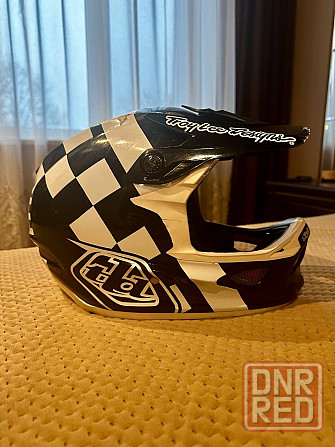 Шлем troy lee designs d3 Донецк - изображение 2