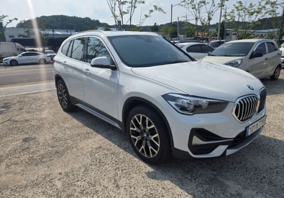 BMW X1 (F49) Xdrive 20i xLine 2.0 2021 Донецк