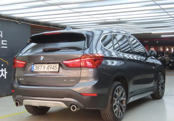 BMW X1 (F49) Xdrive 20i xLine 2.0 2022 Донецк