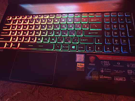 MSI GS63 7RE Stealth Pro/15,6/Intel Core i7-7700HQ/16Гб DDR4/SSD М2-128 Гб+HDD 500Гб/GTX 1050ti Донецк