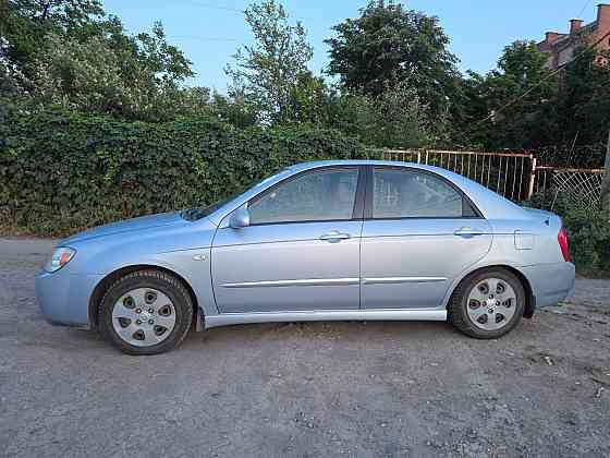 Продам машину Kia Cerato Донецк
