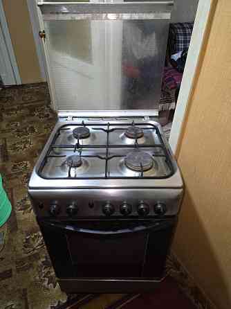 Продам газовую печь INDESIT б/у Донецк