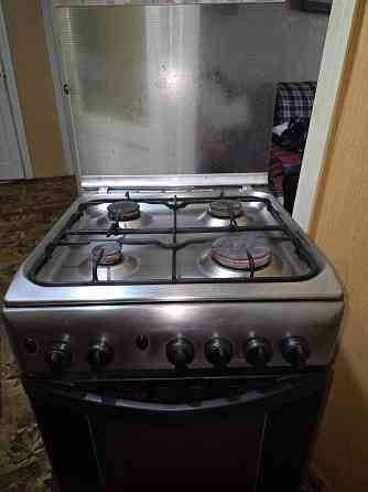 Продам газовую печь INDESIT б/у Донецк