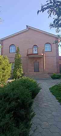 Продам Дом 350 м² в Элитном посёлке, Пролетарский р-н. Все коммуникации. Газ Ремонт. ГосАкт 11 соток Донецк