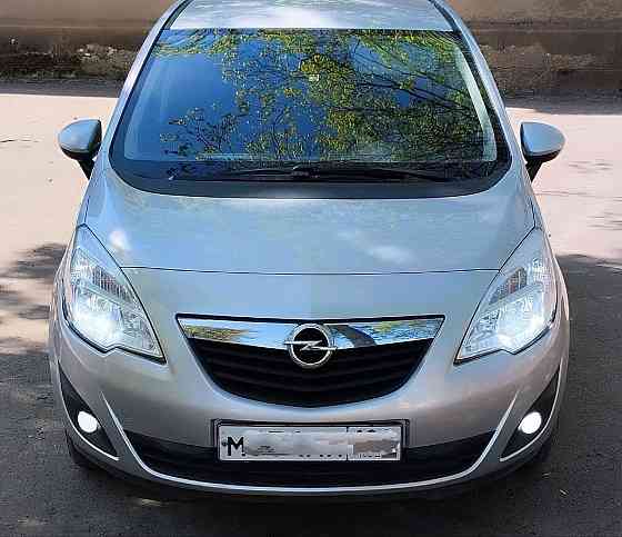 Продам Opel Meriva B 2012 года Донецк