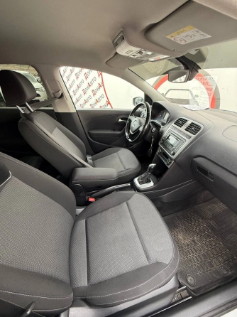 Продам Volkswagen polo Донецк