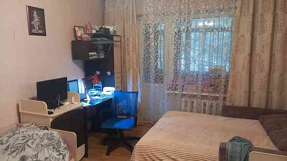 Продам 3 к.кв. ОблГАИ, пр.Дзержинского, 1/9, 72 общая, отличное состояние Донецк