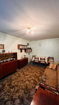 Продается 2 комнатная квартира, г. Макеевка,пгт Ханженково ( 2 микрорайон, дк Воровского) Макеевка