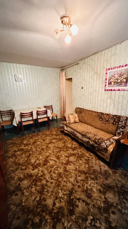 Продается 2 комнатная квартира, г. Макеевка,пгт Ханженково ( 2 микрорайон, дк Воровского) Макеевка