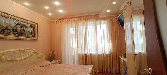 Продам блок из 2х квартир 2комн+1комн. мк-он "Зеленый - 1" Макеевка