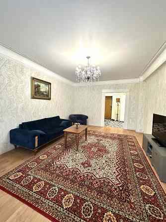 Продажа отличной 3х ком. сталинки в самом центре г. Донецка, ул. Артема (ор-р библиотека им. Крупско Донецк