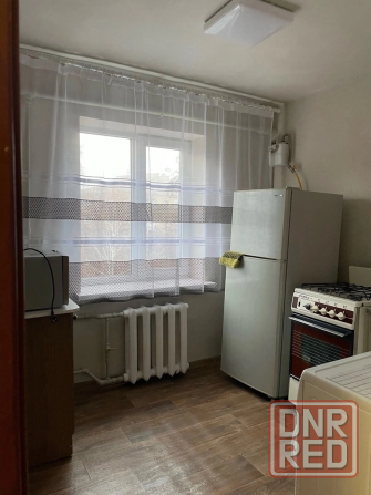 Продажа 2 комн квартиры г. Макеевка, мкр Зеленый, ориентир остановка Гараж. Макеевка - изображение 1