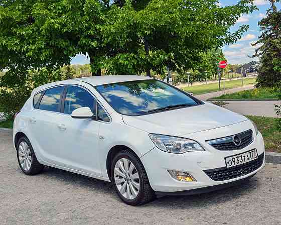 2012 Opel Astra J 1.6 автомат Донецк