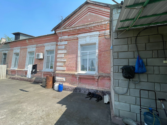 Продам 3-х комнатный дом с большой территорией Донецк