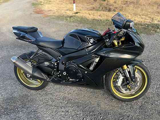 Suzuki GSXR 750 L8 Снежное