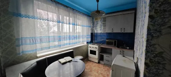 Продам 3х кон. квартиру в г. Харцызске, м-н Металлургов Харцызск