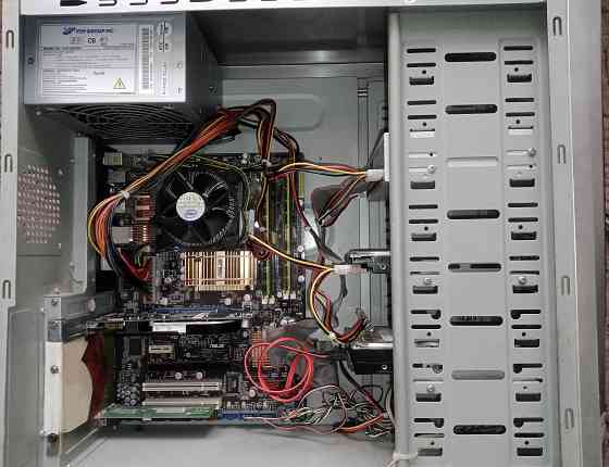 Продаётся компьютер с монитором Горловка