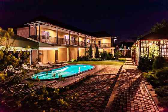 Предлагается к продаже гостевой дом, GUEST HOUSE "RIVIERA", расположеный в живописном Урзуф