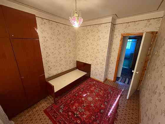 Продам 3-х комн. кв., 4/9 эт., 63 м.кв. - Макеевка, м-н Солнечный Макеевка