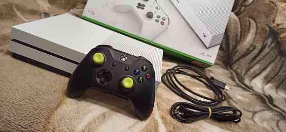 XBOX One S - 1000ГБ + Игры Донецк