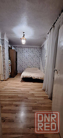 Продам 2х комн., 3/3, жилое состояние, пр. Павших Коммунаров Драгобыческая Донецк - изображение 2