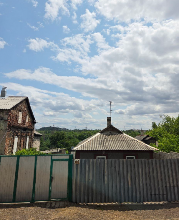 Дом в Ленинском р-не. ул. Азовская Донецк