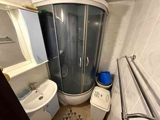 Продам 1 ком. квартиру, 5/9 эт., 30 м.кв. - Макеевка, м-н Зеленый Макеевка