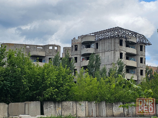 Предложение для застройщиков- недострой в центре мкн.Зеленый Макеевка - изображение 2