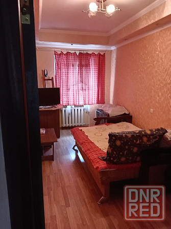 Продажа 3к квартиры ул. Университетская, парк Щербакова, Золотое кольцо, Пассаж Ворошиловский р-н Донецк - изображение 2
