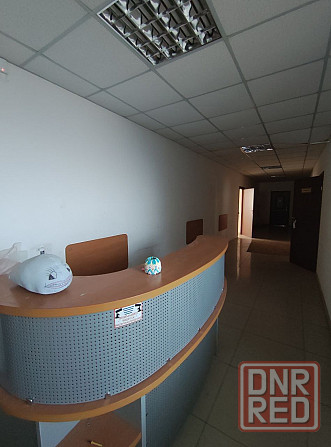 Продам ОфИС в Куйбышевском р-не 850 м² + Гаражи 167 м². 2-й эт- 353 м², 3-эт 380 м² + Подвал 113 м². Донецк - изображение 2