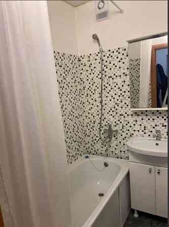Сдам на долгий срок квартиру-студию 20 м². Ворошиловский район , крытый рынок . Донецк