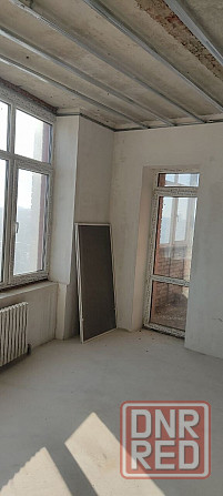 Продается 4 - х комнатная квартира, ул. Университетская Донецк - изображение 3