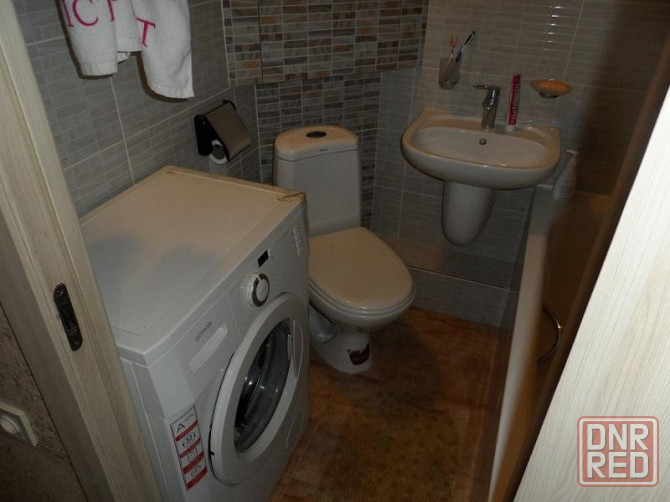 Продается 3 комнат. квартира в Кировском районе на Кирова Донецк - изображение 8