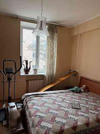 Продажа 3-комнатной квартиры, сталинка, пр. Театральный Донецк