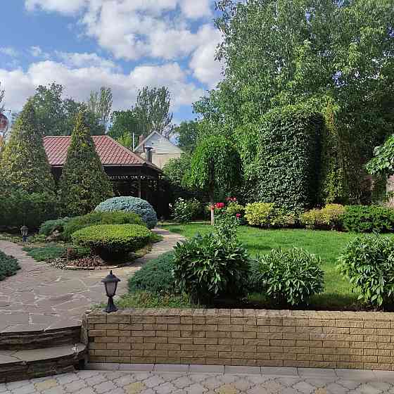 Дом 210м,кв, двухэтажный,и7соток земли ГосАкт Донецк