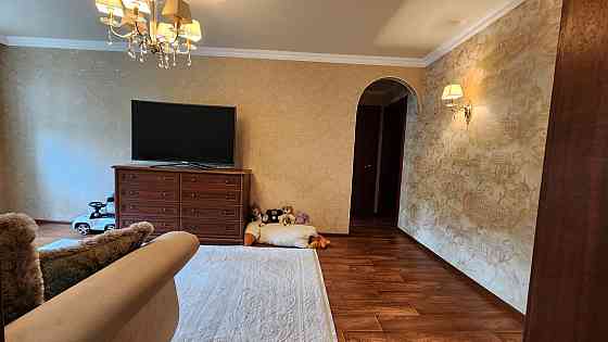 Продам 3-комн. квартиру на Капитальной. Макеевка