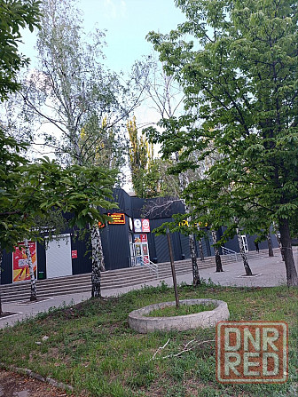 Предлагается в аренду помещение в Пролетарском районе г. Донецка по ул. Раздольная, в новом торговом Донецк - изображение 1