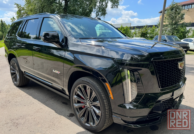 Cadillac Escalade V-Series AWD в наличии. Донецк - изображение 1