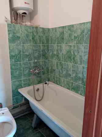 Продам 2 ком кв.на.Азотном. Донецк