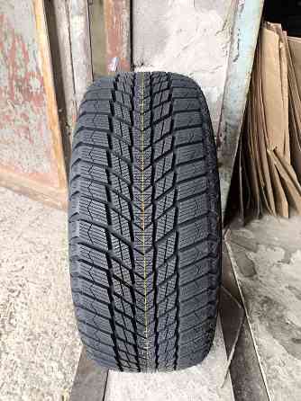 Корейские зимние шины 215/50 R17 Roadstone Winguard Ice 95T ---- 9 050 руб. за шт. Донецк