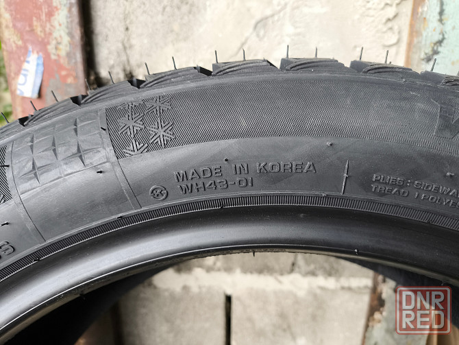 Корейские зимние шины 215/50 R17 Roadstone Winguard Ice 95T ---- 9 050 руб. за шт. Донецк - изображение 3