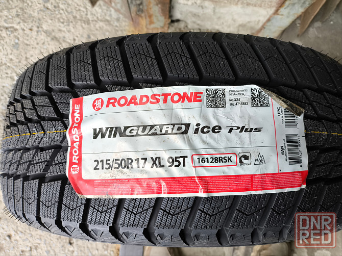 Корейские зимние шины 215/50 R17 Roadstone Winguard Ice 95T ---- 9 050 руб. за шт. Донецк - изображение 1