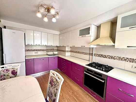 Продажа красивой 3-х ком. квартиры в Центральном районе Мариуполь