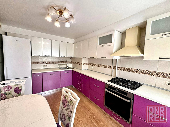 Продажа красивой 3-х ком. квартиры в Центральном районе Мариуполь - изображение 1