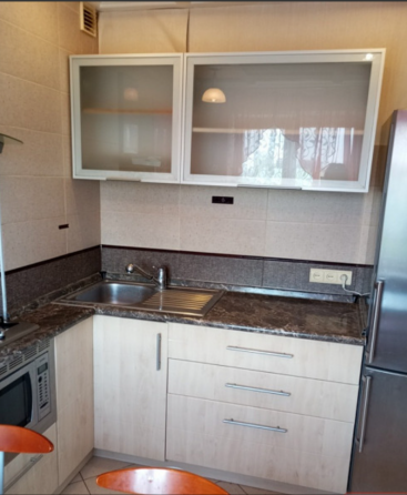 продажа 2к, артема 5/9, маг. империя обоев Донецк